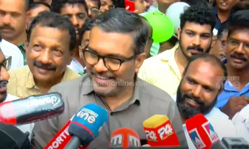 സന്ദീപ് വാര്യർ വർഗീയതയുടെ കാളിയൻ, കൊണ്ടുനടക്കാൻ കോൺഗ്രസിനേ പറ്റൂ- എം.ബി രാജേഷ്