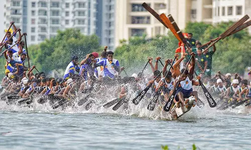 ചാമ്പ്യൻസ് ബോട്ട് ലീഗ്; വള്ളം കളി ഫൈനൽ റദ്ദാക്കി