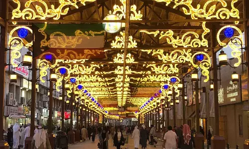 മുഖം മിനുക്കാനൊരുങ്ങി കുവൈത്തിലെ സൂഖ് മുബാറക്കിയ മുഖം മിനുക്കാനൊരുങ്ങി കുവൈത്തിലെ സൂഖ് മുബാറക്കിയ