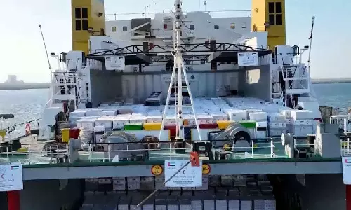 ഗസ്സയിലേക്ക് വീണ്ടും സഹായമെത്തിച്ച് യുഎഇ; അവശ്യസഹായങ്ങളടങ്ങിയ കപ്പൽ ഈജിപ്തിലെത്തി