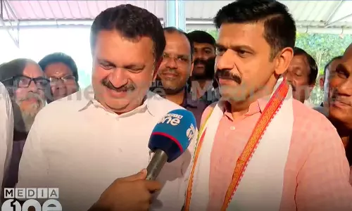 Sandeep warrier praised K Muraleedharan