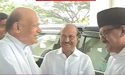 Muslim League-Archdiocese of Verapoly leaders meet at Varappuzha Archdiocese Bishops House over Munambam Waqf land dispute Muslim League-Archdiocese of Verapoly leaders meet at Varappuzha Archdiocese Bishops House over Munambam Waqf land dispute