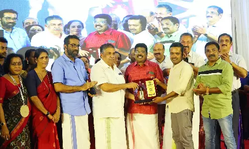 MediaOne wins award for comprehensive coverage at Kerala State School Science Festival MediaOne wins award for comprehensive coverage at Kerala State School Science Festival