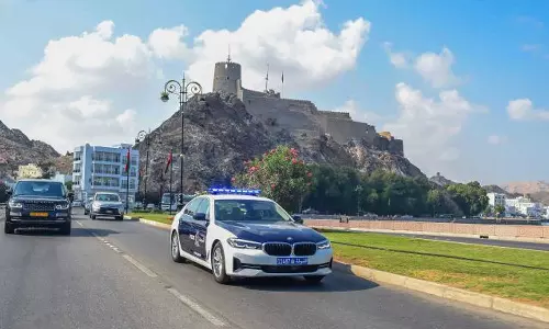 ദേശീയദിന അവധി: യാത്രക്കാർക്ക് സുരക്ഷാ മാർഗ്ഗനിർദ്ദേശങ്ങൾ നൽകി റോയൽ ഒമാൻ പൊലീസ്