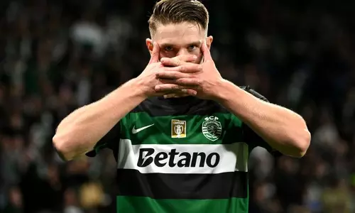 ഗോള്മെഷീന് ഗ്യോകറസ്; ഹാളണ്ടിനെക്കാള് അപകടകാരിയെന്ന് ഫുട്ബോള് ലോകം ഗോള്മെഷീന് ഗ്യോകറസ്; ഹാളണ്ടിനെക്കാള് അപകടകാരിയെന്ന് ഫുട്ബോള് ലോകം