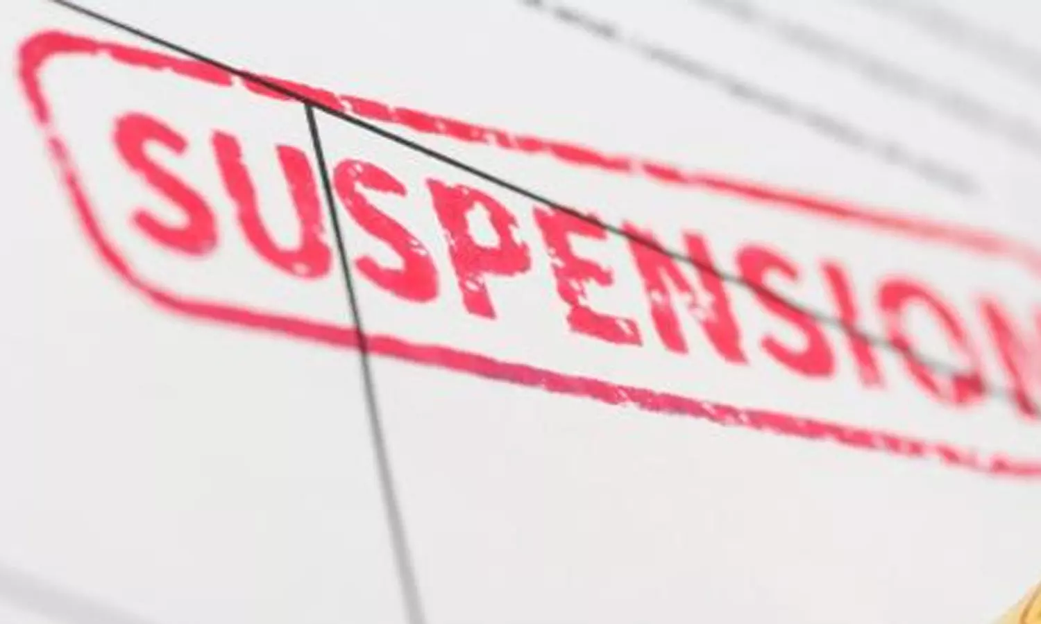 മദ്യലഹരിയിൽ യുവാവിൻ്റെ ബാഗ് തട്ടിയെടുക്കാൻ ശ്രമിച്ചു; ട്രാഫിക് എസ്ഐക്ക് സസ്പെൻഷൻ മദ്യലഹരിയിൽ യുവാവിൻ്റെ ബാഗ് തട്ടിയെടുക്കാൻ ശ്രമിച്ചു; ട്രാഫിക് എസ്ഐക്ക് സസ്പെൻഷൻ