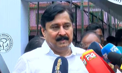 മുനമ്പം വിഷയം; കുറ്റക്കാർ ഫാറൂഖ് കോളജും ഭരണസമിതിയുമെന്ന് മന്ത്രി വി.അബ്ദുറഹ്മാൻ മുനമ്പം വിഷയം; കുറ്റക്കാർ ഫാറൂഖ് കോളജും ഭരണസമിതിയുമെന്ന് മന്ത്രി വി.അബ്ദുറഹ്മാൻ