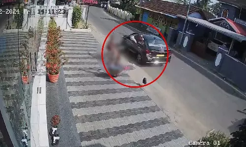 Drunk driver hits elderly people in Palakkads Koduvayur; two dies, drunken driving,