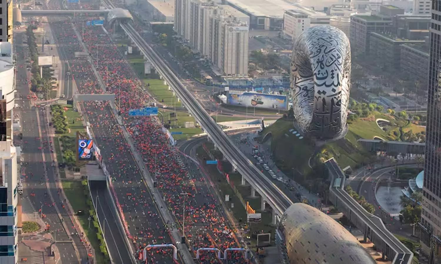 ദുബൈ റൺ നാളെ; രണ്ടര ലക്ഷത്തോളം പേർ പങ്കെടുക്കും