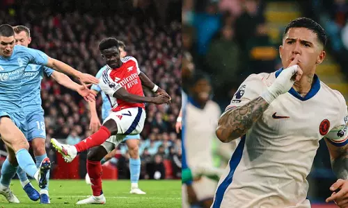 Arsenal leapfrogged by three; Palace beat Villa, Chelsea also won