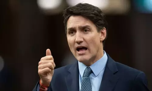 മോൺട്രിയലിൽ പ്രക്ഷോഭം നടക്കവെ ടെയ്ലർ സ്വിഫ്റ്റ് കൺസേർട്ടിൽ നൃത്തം ചെയ്യുന്നു; ജസ്റ്റിൻ ട്രൂഡോക്ക് രൂക്ഷവിമർശനം