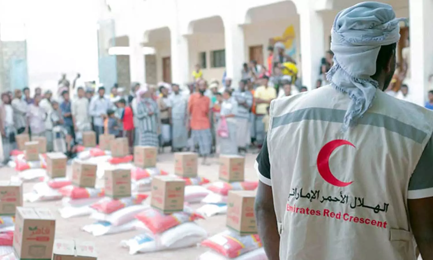 ശൈത്യകാലം; രണ്ടര ലക്ഷം പേർക്ക് സഹായമെത്തിച്ച് എമിറേറ്റ്സ് റെഡ് ക്രസന്റ് ശൈത്യകാലം; രണ്ടര ലക്ഷം പേർക്ക് സഹായമെത്തിച്ച് എമിറേറ്റ്സ് റെഡ് ക്രസന്റ്