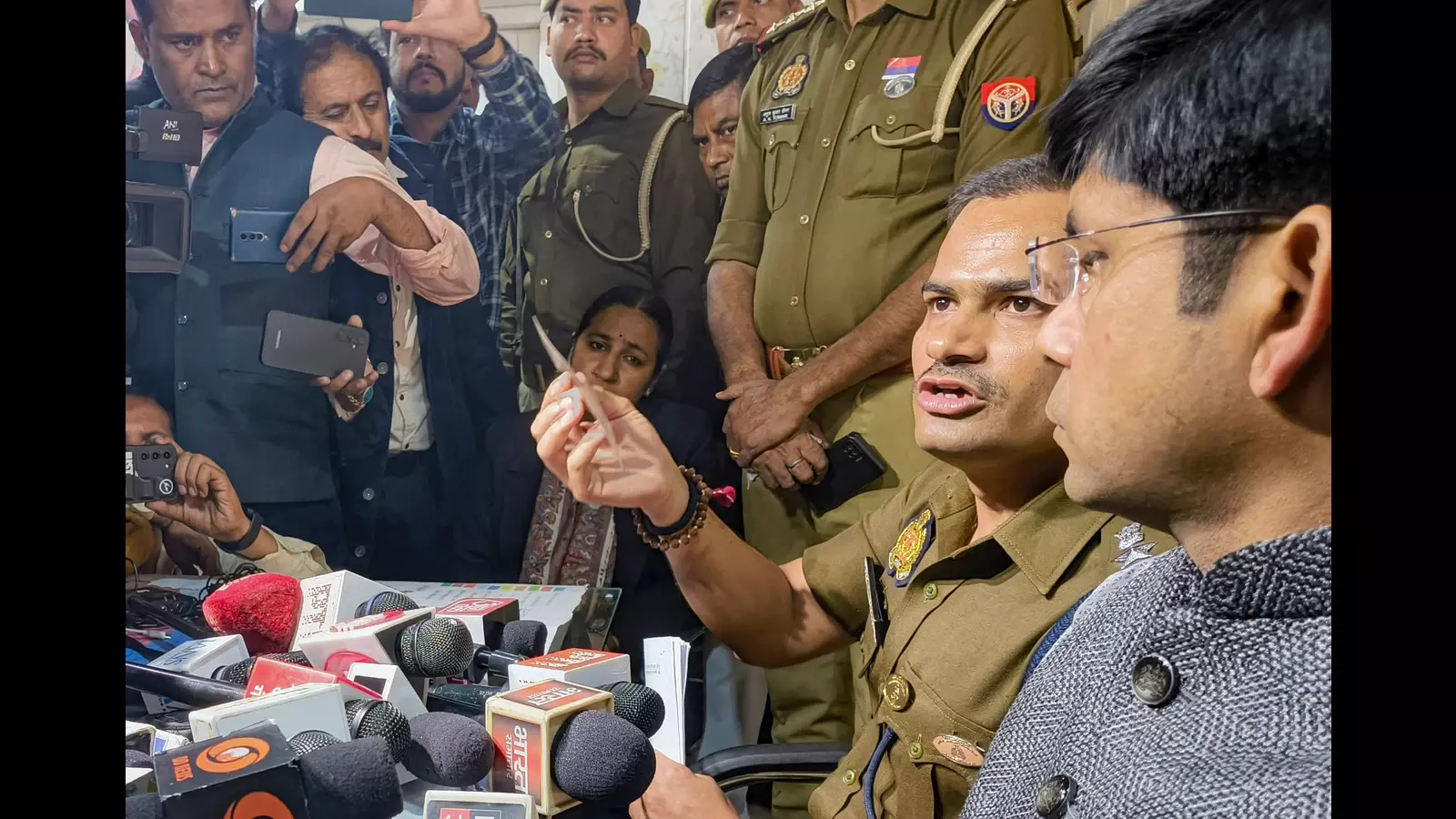 sambhal violence sambhal violence