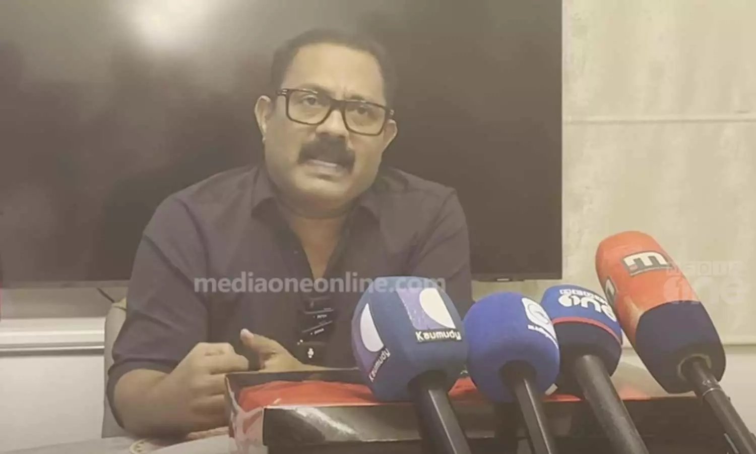 പ്ലസ് ടു കോഴക്കേസ് വിധി പിണറായിക്കേറ്റ അടി; കേസ് ഭരണകൂട ഗൂഢാലോചനയെന്ന് കെ.എം ഷാജി പ്ലസ് ടു കോഴക്കേസ് വിധി പിണറായിക്കേറ്റ അടി; കേസ് ഭരണകൂട ഗൂഢാലോചനയെന്ന് കെ.എം ഷാജി