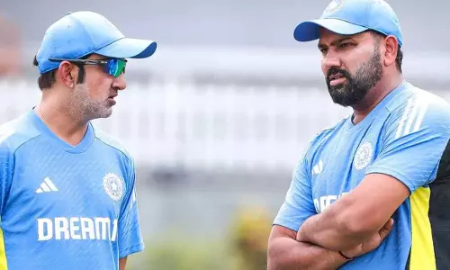 Gambhir returns home after Perth win; Explanation is personal