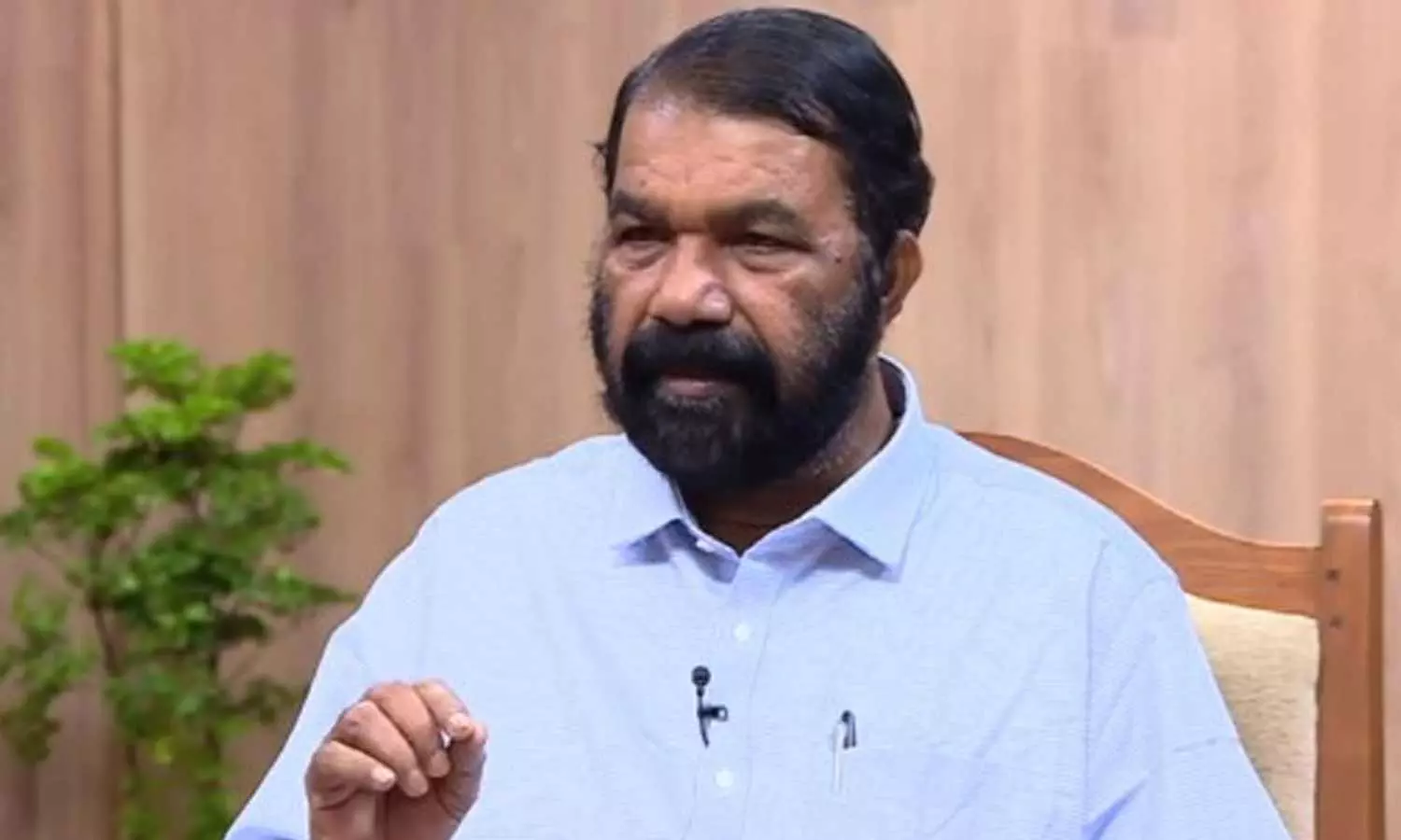 പണമില്ലാത്തവരെ പഠനയാത്രയിൽ നിന്ന് ഒഴിവാക്കരുത്; നിർദേശവുമായി വിദ്യാഭ്യാസ വകുപ്പ് പണമില്ലാത്തവരെ പഠനയാത്രയിൽ നിന്ന് ഒഴിവാക്കരുത്; നിർദേശവുമായി വിദ്യാഭ്യാസ വകുപ്പ്