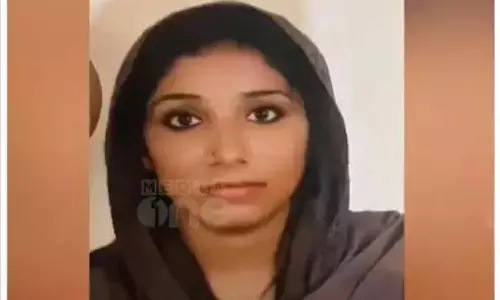 കോഴിക്കോട് ലോഡ്ജിൽ യുവതിയുടെ മരണം; ശ്വാസംമുട്ടിച്ച് കൊന്നതെന്ന് പോസ്റ്റ്‍മോർട്ടം റിപ്പോർട്ട്