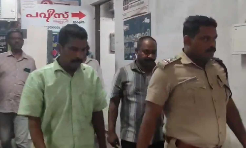 പറവൂരിൽ സ്വർണക്കവർച്ച; വീട്ടിൽ കയറി നാല് പവൻ മോഷ്ടിച്ചു, അയൽവാസി പിടിയിൽ