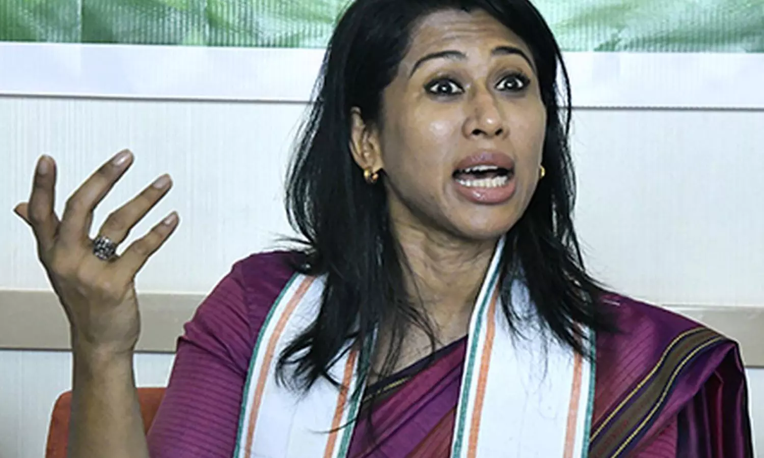 KPCC media cell removed Shama Muhammad from WhatsApp group