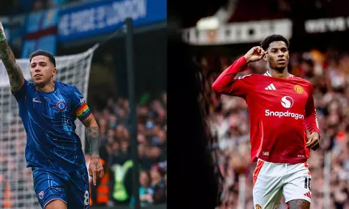 Chelsea beat Aston Villa; United beat Everton by four