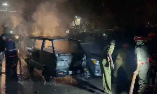 young woman was killed by her husband on fire in Chemmammuk, Kollam