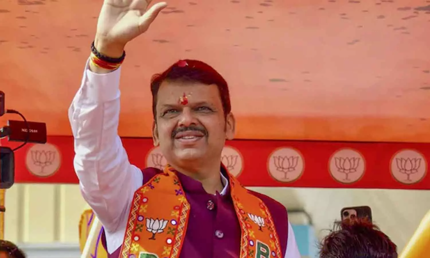 ദേവേന്ദ്ര ഫഡ്നാവിസ് മഹാരാഷ്ട്ര മുഖ്യമന്ത്രിയാകും; സത്യപ്രതിജ്ഞ നാളെ ദേവേന്ദ്ര ഫഡ്നാവിസ് മഹാരാഷ്ട്ര മുഖ്യമന്ത്രിയാകും; സത്യപ്രതിജ്ഞ നാളെ