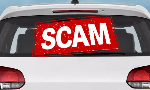 പ്രോസിക്യൂഷൻ ഡയറക്ടർ ജനറലിന്റെ കാർ വിൽപ്പനക്ക്; തട്ടിപ്പിൽ മൂന്നുപേർ പിടിയിൽ പ്രോസിക്യൂഷൻ ഡയറക്ടർ ജനറലിന്റെ കാർ വിൽപ്പനക്ക്; തട്ടിപ്പിൽ മൂന്നുപേർ പിടിയിൽ