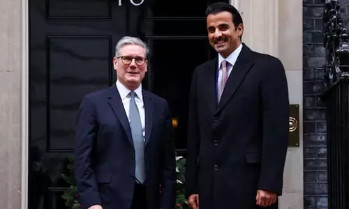 Qatar to invest 2000 crore pounds in Britain