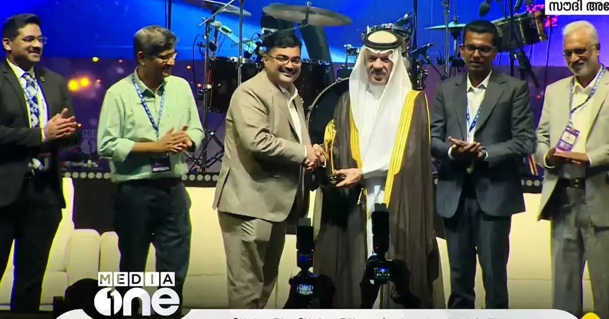 MediaOne Business Excellence Awards were presented at Hala Jeddah MediaOne Business Excellence Awards were presented at Hala Jeddah