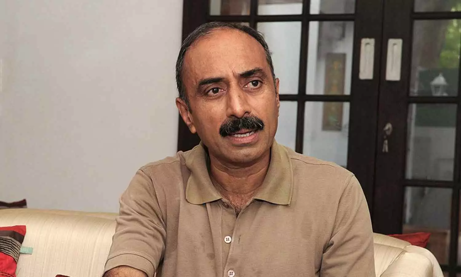 Gujarat court acquits ex-IPS officer Sanjiv Bhatt in custodial torture case Gujarat court acquits ex-IPS officer Sanjiv Bhatt in custodial torture case