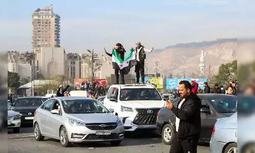 ദമസ്‌കസിൽ ഇറാൻ എംബസിക്ക് നേരെ ആക്രമണം; കെട്ടിടം അടിച്ചു തകർത്തു
