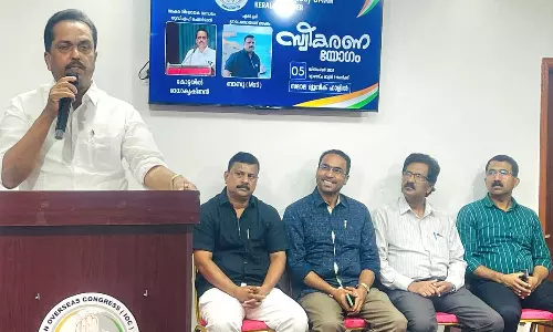 വടകര യു.ഡി.എഫ് കൺവീനർക്ക് ഐ.ഒ.സി സലാല സ്വീകരണം നൽകി