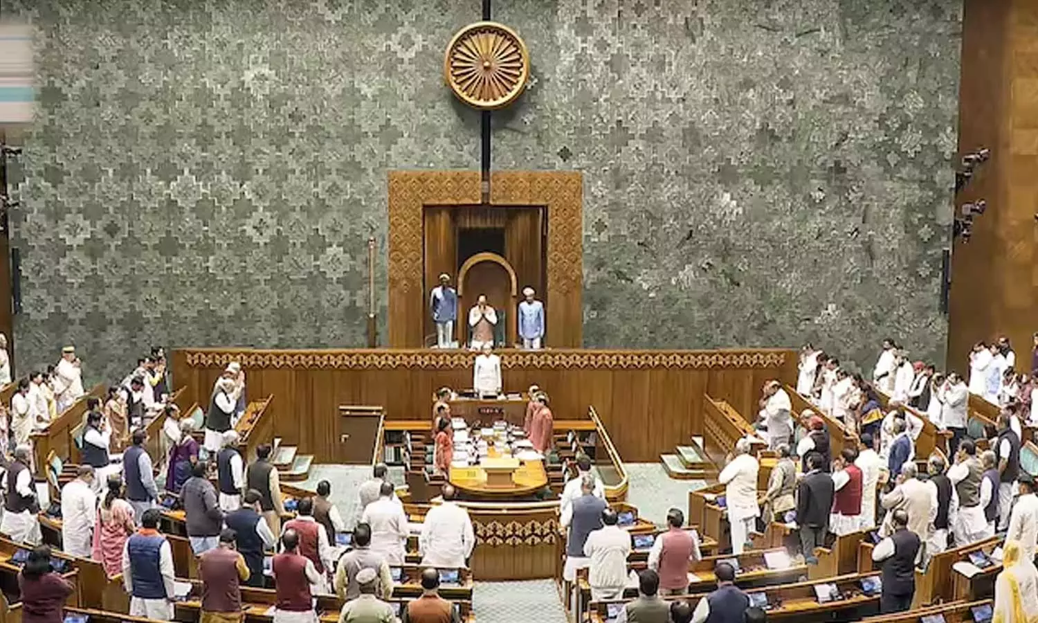 രണ്ട് ദിവസത്തെ ഇടവേളയ്ക്ക് ശേഷം പാർലമെന്റ് ഇന്ന് ചേരും; അദാനി, സംഭൽ വിഷയം ഉയർത്താൻ പ്രതിപക്ഷം