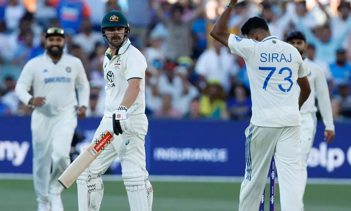 അതിരുവിട്ട പെരുമാറ്റം; സിറാജിനും ഹെഡിനും ശിക്ഷ വിധിച്ച് ഐസിസി അതിരുവിട്ട പെരുമാറ്റം; സിറാജിനും ഹെഡിനും ശിക്ഷ വിധിച്ച് ഐസിസി