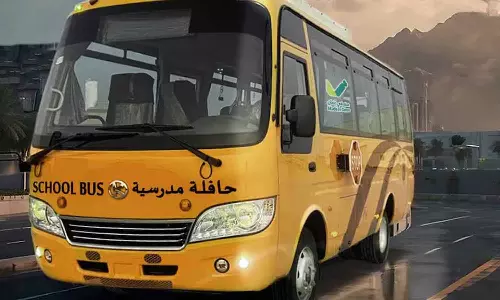 ഒമാൻ നിർമിത സ്‌കൂൾ ബസുകളുടെ ആദ്യ ബാച്ച് കൈമാറി