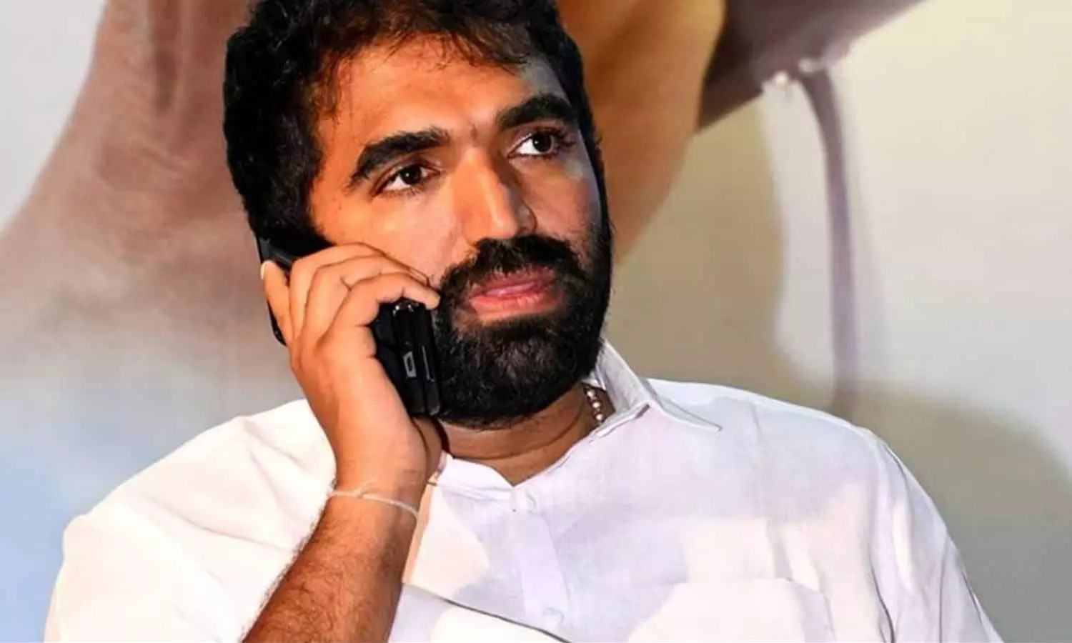 പൂർണ ചുമതല നൽകിയത് അഞ്ച് എംഎൽഎമാർക്ക്; ചാണ്ടി ഉമ്മൻ്റെ പരാതി ​ഗൗരവത്തിലെടുക്കാതെ നേതൃത്വം