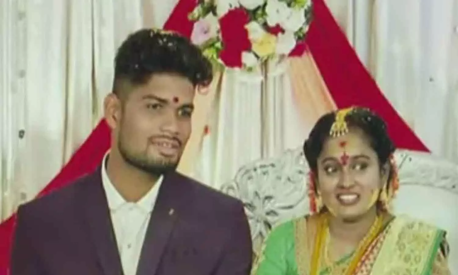 Wifes Morphed Pic Circulated Over ₹ 2,000 Loan, Andhra Man Ends Life Wifes Morphed Pic Circulated Over ₹ 2,000 Loan, Andhra Man Ends Life