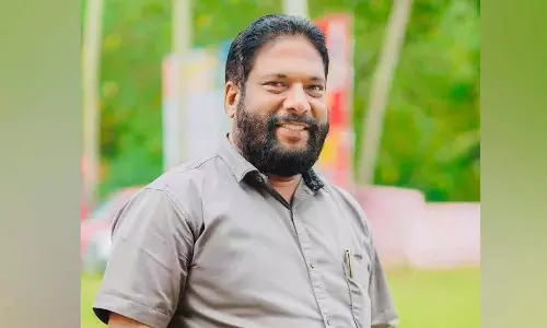 റോഡിൽ സ്റ്റേജ് കെട്ടിയത് ഒഴിവാക്കേണ്ടതായിരുന്നു, വഞ്ചിയൂർ ഏരിയ കമ്മിറ്റിക്ക് പിശക് പറ്റി: വി. ജോയ്