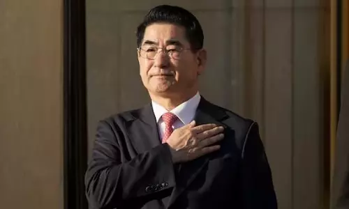 പട്ടാളനിയമം പ്രഖ്യാപിക്കാനുള്ള നീക്കം പരാജയപ്പെട്ടു; ദക്ഷിണ കൊറിയ മുന്‍ പ്രതിരോധമന്ത്രി ആത്മഹത്യയ്ക്ക് ശ്രമിച്ചു