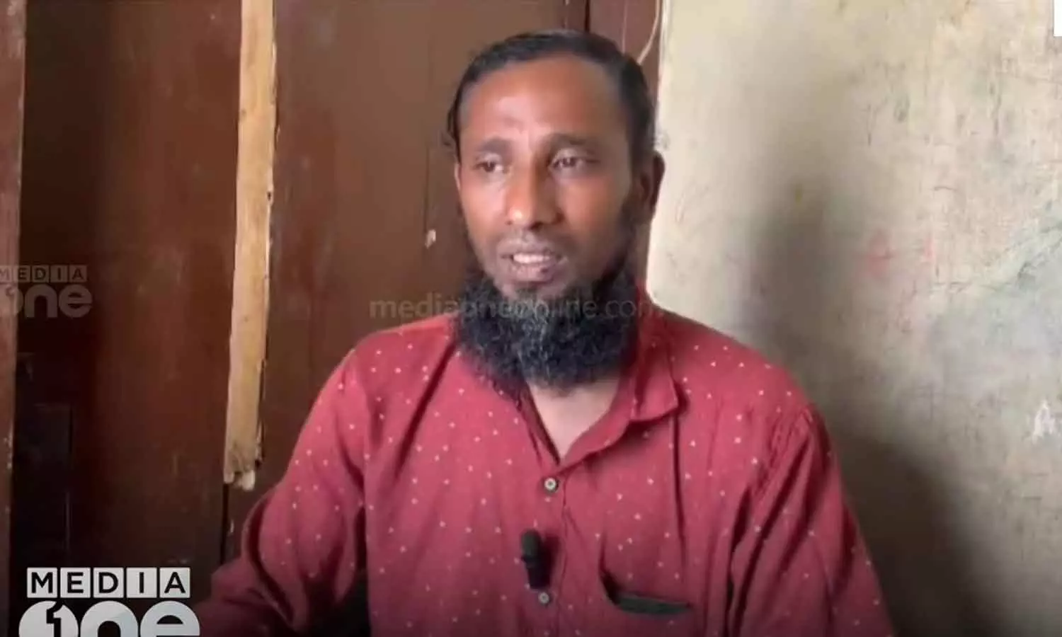 A young man who bought a second hand mobile had to spend 35 days in Tihar Jail A young man who bought a second hand mobile had to spend 35 days in Tihar Jail