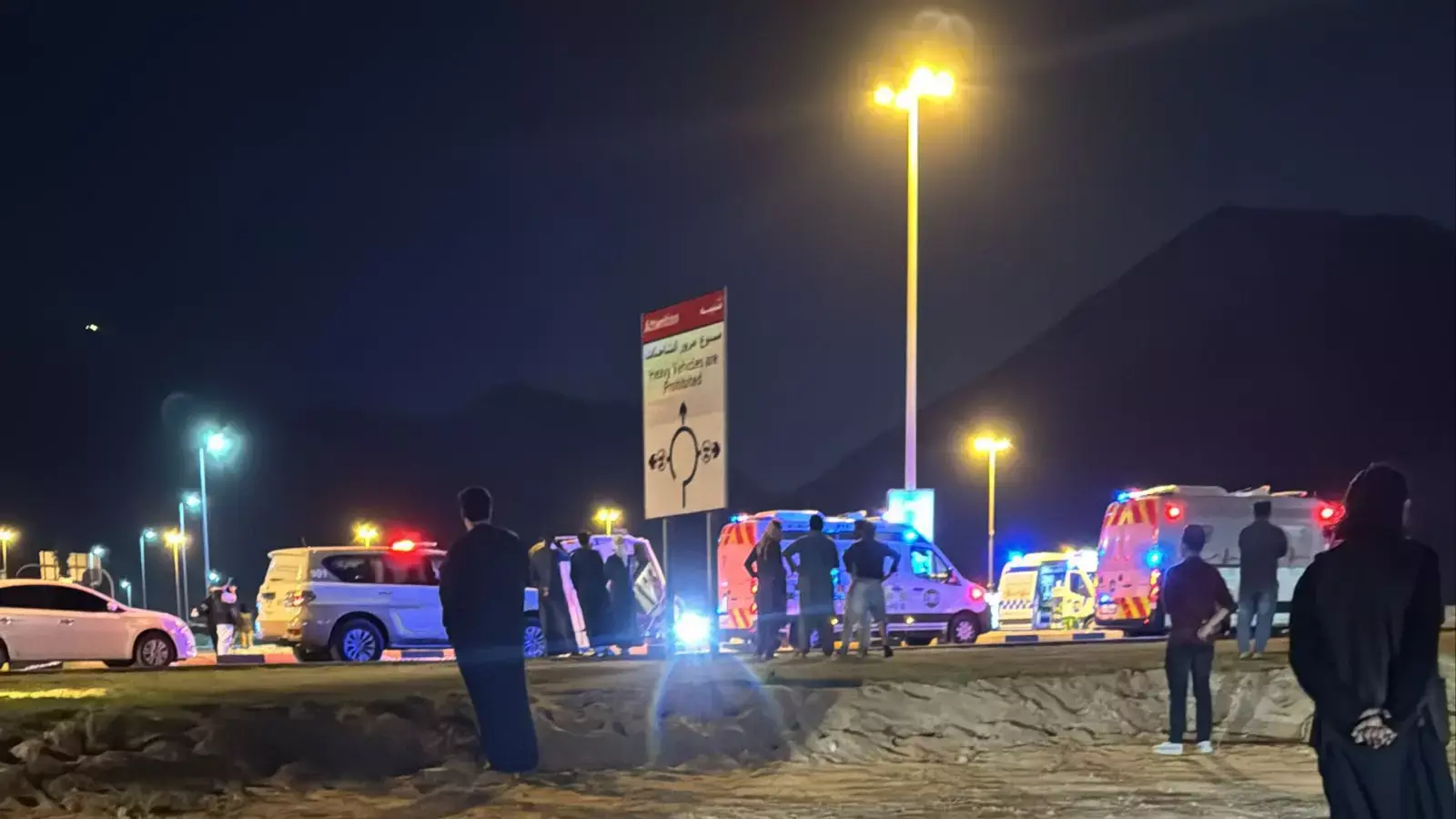 ഖോർഫുക്കാനിൽ തൊഴിലാളികൾ സഞ്ചരിച്ച ബസ് മറിഞ്ഞ് ഒമ്പതു പേർ മരിച്ചു