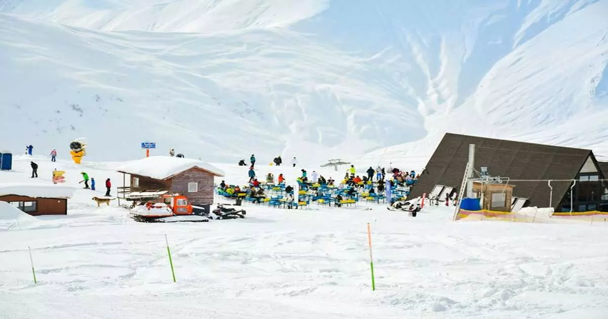 ജോർജിയയിലെ ഇന്ത്യൻ റെസ്റ്റോറന്റിൽ 12 പേർ മരിച്ച നിലയിൽ: കാർബൺ മോണോക്സൈഡ് ശ്വസിച്ചെന്ന് സംശയം ജോർജിയയിലെ ഇന്ത്യൻ റെസ്റ്റോറന്റിൽ 12 പേർ മരിച്ച നിലയിൽ: കാർബൺ മോണോക്സൈഡ് ശ്വസിച്ചെന്ന് സംശയം