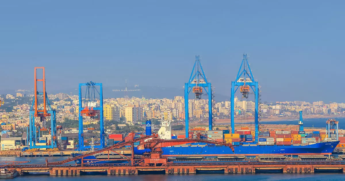 All-time record for imports from UAE to India. All-time record for imports from UAE to India.