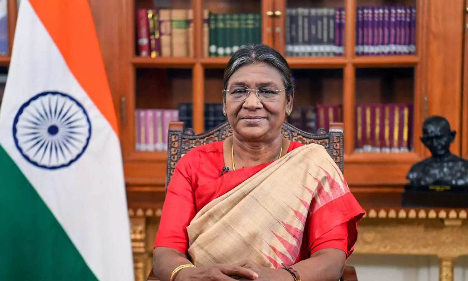 President Droupadi Murmu Congratulates Amir Of Qatar On National Day