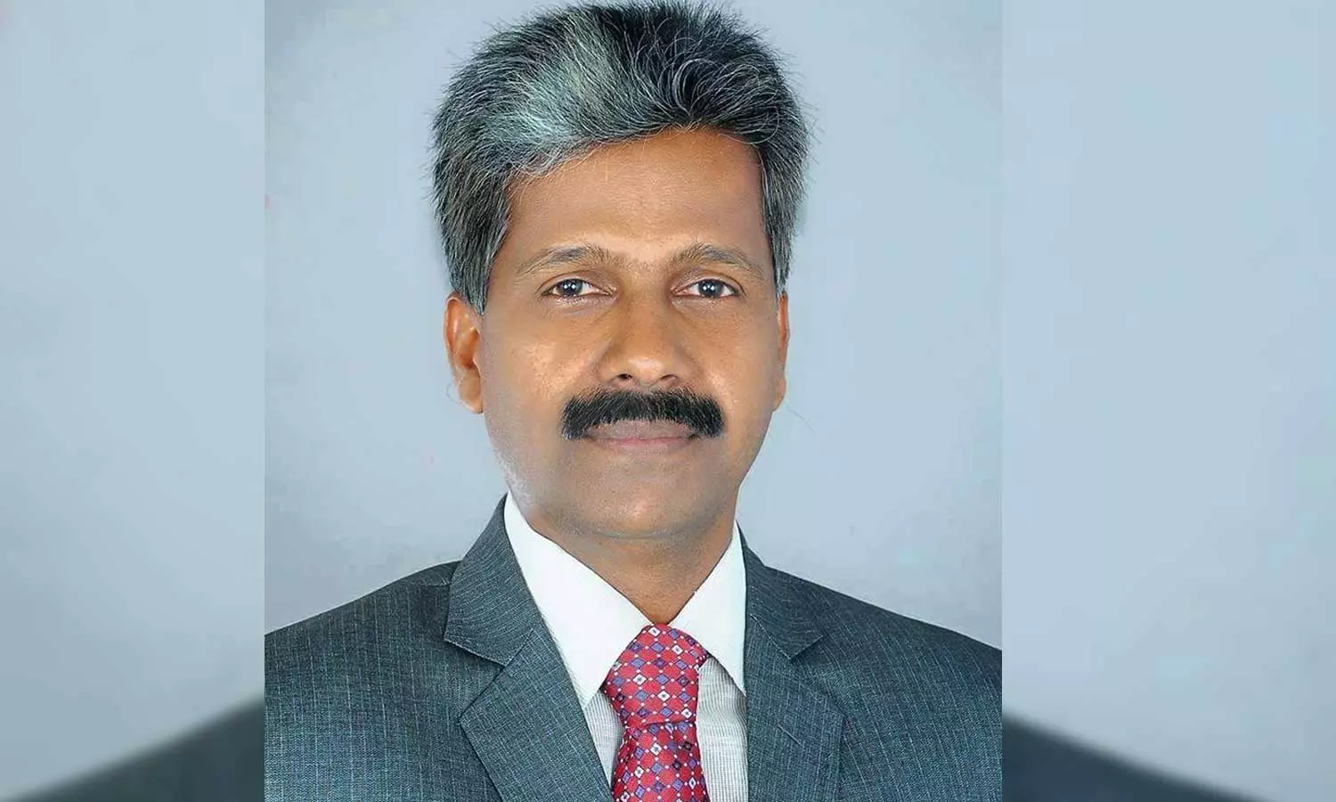 വാളയാർ കേസിൽ സിബിഐ പ്രോസിക്യൂട്ടറായി പയസ് മാത്യുവിനെ നിയോഗിച്ചു വാളയാർ കേസിൽ സിബിഐ പ്രോസിക്യൂട്ടറായി പയസ് മാത്യുവിനെ നിയോഗിച്ചു