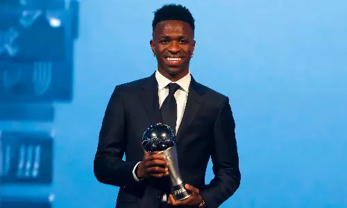 ഫിഫ ദ ബെസ്റ്റ്; വിനീഷ്യസ് മികച്ച പുരുഷ താരം, എതിരാളികളില്ലാതെ ബോന്‍മാതി