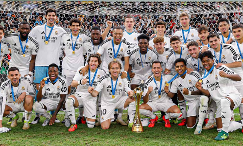 First Intercontinental Cup; Real Madrid kiss the crown