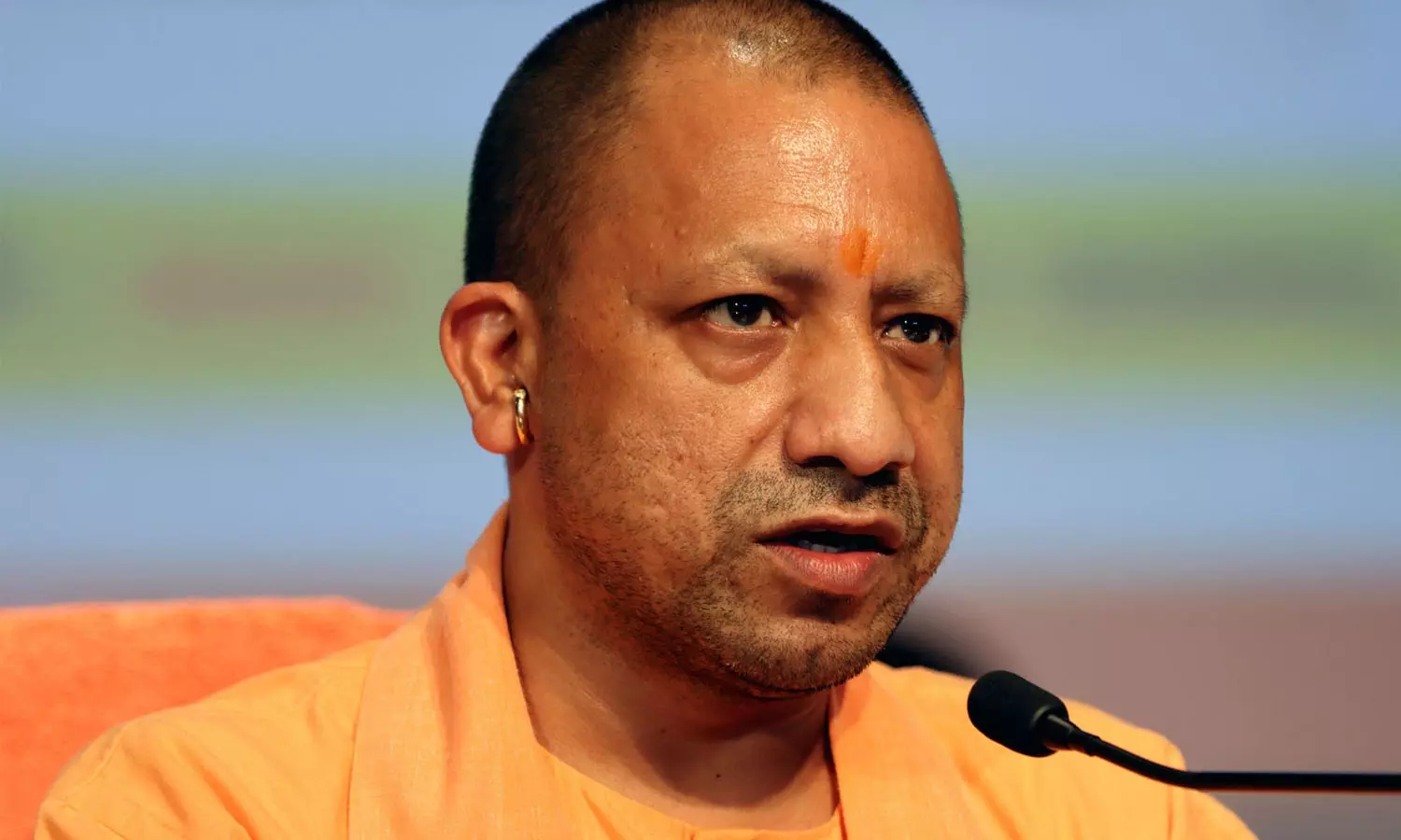 ഔറംഗസേബിന്റെ പിൻഗാമികൾ റിക്ഷ വലിച്ച് ജീവിക്കുന്നു; ദൈവിക നീതിയെന്ന് യോഗി, വിവാദം