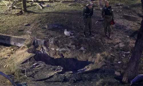 Houthi attack in Tel Aviv; 30 injured Houthi attack in Tel Aviv; 30 injured