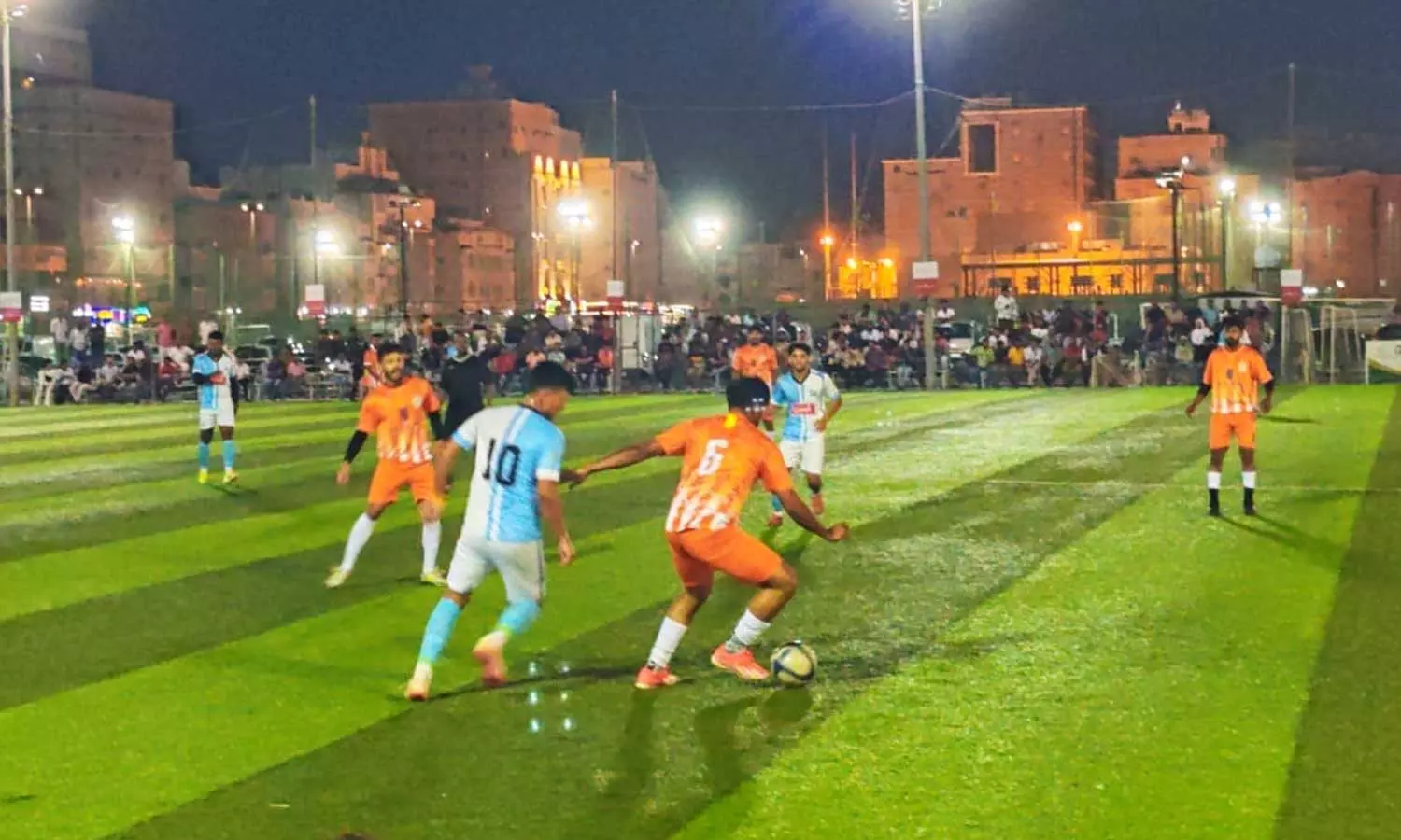 പ്രവാസി ചാമ്പ്യൻസ് ട്രോഫി; സീനിയർ വിഭാഗം ഫൈനലിൽ സബീൻ എഫ്.സിയും ബ്ലാസ്റ്റേഴ്സ് എഫ്.സിയും ഏറ്റുമുട്ടും